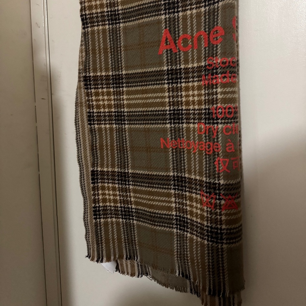 ACNE STUDIOS Wool Check logo blanket scarf
